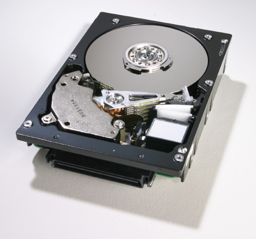 Hitachi GST推出300GB 容量超級(jí)企業(yè)硬盤-DOIT-數(shù)據(jù)產(chǎn)業(yè)媒體與服務(wù)平臺(tái)